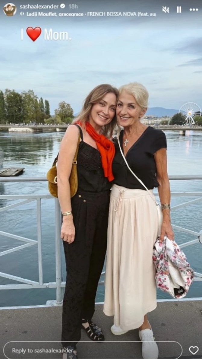 Čuvena glumica sa svojom mamom Dobrilom