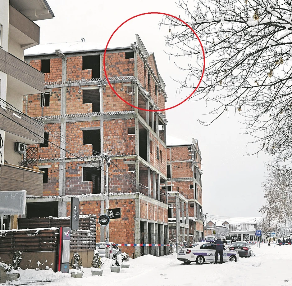 Popeli su se na najviši sprat nedovršene zgrade i zajedno skočili