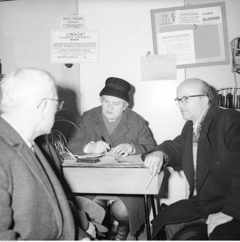 KSIĄŻKI SKARG I WNIOSKÓW. ZABAWNY RELIKT PRL