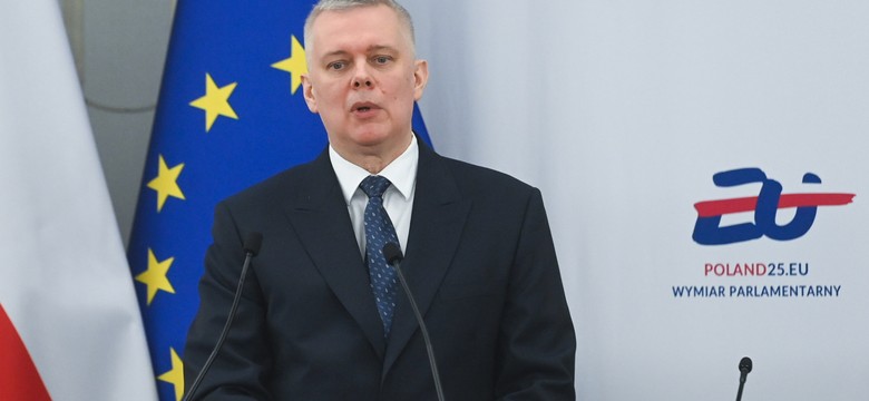 Nowe deportacje z Polski. Siemoniak: Najwięcej jest obywateli Gruzji i Ukrainy