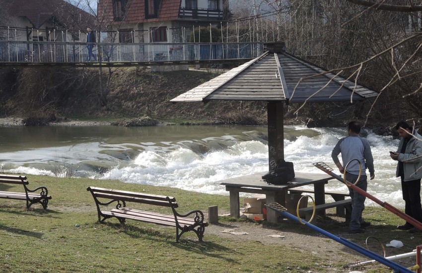 Mesto gde je dečak upao u reku