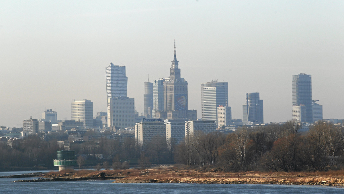 Od dłuższego czasu różne instytucje krajowe i zagraniczne podnoszą tempo wzrostu gospodarczego na 2014 rok w Polsce. W ubiegłym tygodniu Międzynarodowy Fundusz Walutowy podniósł prognozę polskiego PKB na bieżący rok z 2,4% na 3,2%, a Ministerstwo Finansów z 2,5% w ustawie budżetowej na 3,3%.