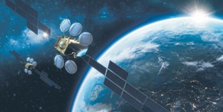 50 metrów i dekady absurdu konwencji o przekazywaniu danych z kosmosu