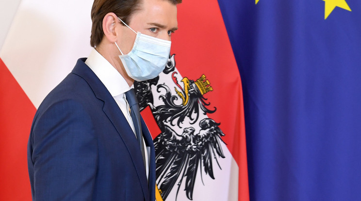 Sebastian Kurz szerint ezekre az intézkedésekre volna szükség az osztrák gazdaság újraindításhoz /Fotó: MTI/AP/Pool/Ronald Schlager