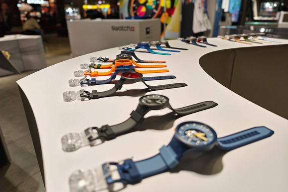 Pad profita u švajcarskoj industriji satova: Smanjuje se plata direktora kompanije "Svoč", drastičan pad profita