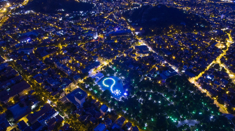 II miejsce w kategorii Nagroda Publiczności - Bulgaria by Ice Fire, Plovdiv by night (pol. Płowdiw nocą)