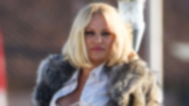 Pamela Anderson i jej atuty podczas sesji zdjęciowej