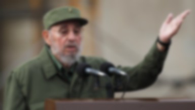 Fidel Castro przerywa milczenie