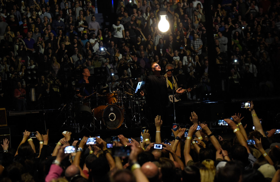 U2 w Vancouver (fot. Kevin Mazur)