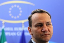 Radosław Sikorski refleksyjny