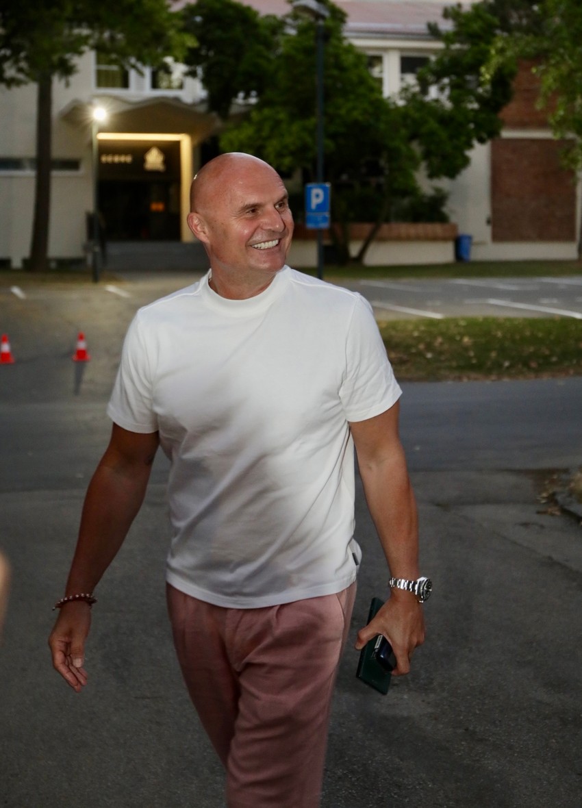  Aleksandar Milić Mili