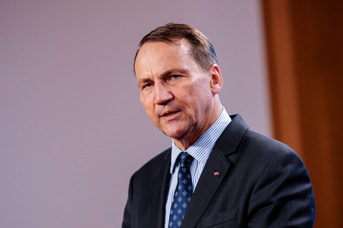 "Im mniej w mediach, tym łatwiej". Radosław Sikorski o sporze w sprawie ambasadorów