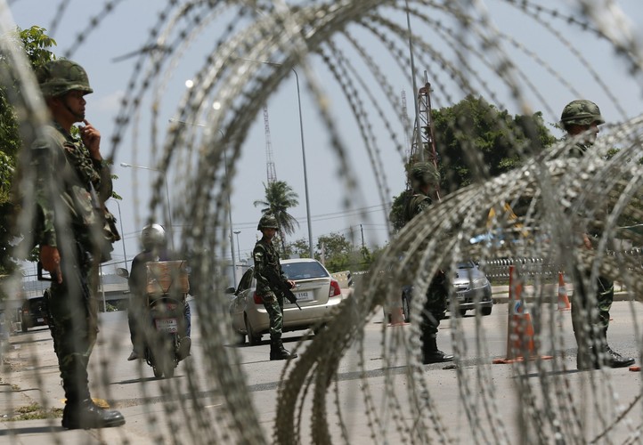 Przewrót wojskowy w Tajlnadii. Fot. EPA/RUNGROJ YONGRIT