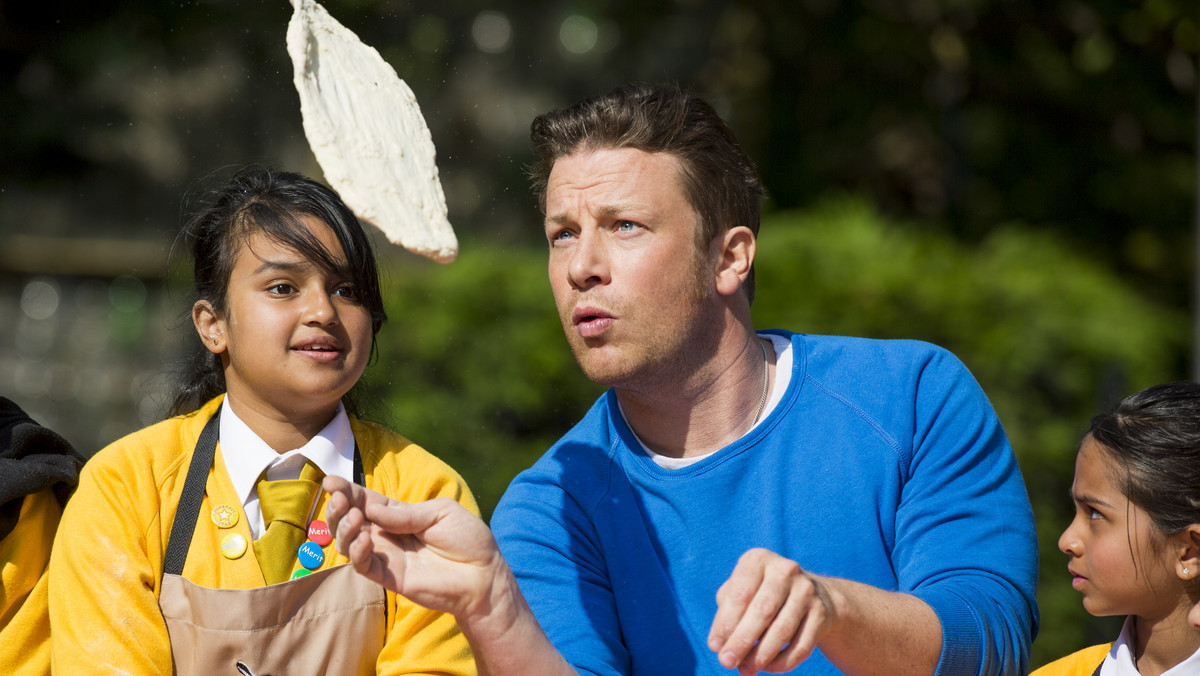 Jamie Oliver opowiada, o tym, jak "otwiera się" w telewizji i tłumaczy dlaczego zafascynowało go sentymentalne jedzenie.