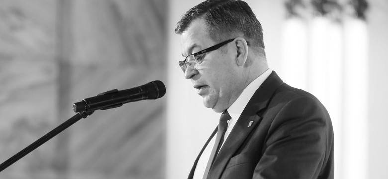 Nawałnica nad Polską. Wiceburmistrz Wołomina Robert Makowski zmarł po uderzeniu przez konar drzewa