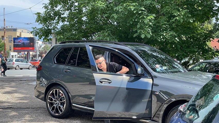 Ivan Mileusnić došao u porodilište