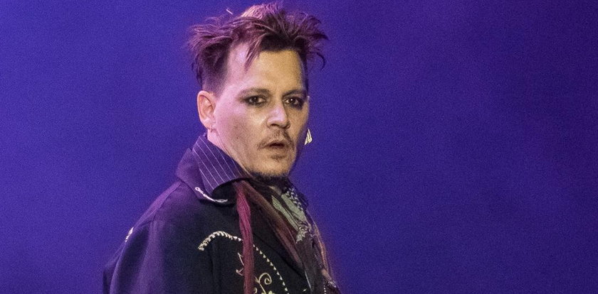 Johnny Depp pije. Przez śmierć matki i rozwód