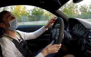 Robert Kubica wypożyczył BMW M4 i... pokazał jak przejechać Nurburgring