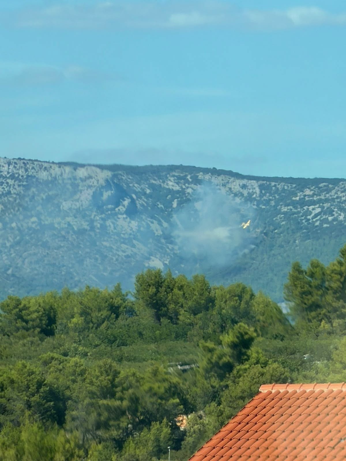Požiar na ostrove Brač.