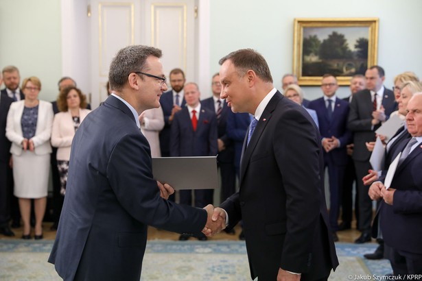 Andrzej Duda i Krzysztof Jedlak podczas powołania członków kapituły Nagrody Gospodarczej