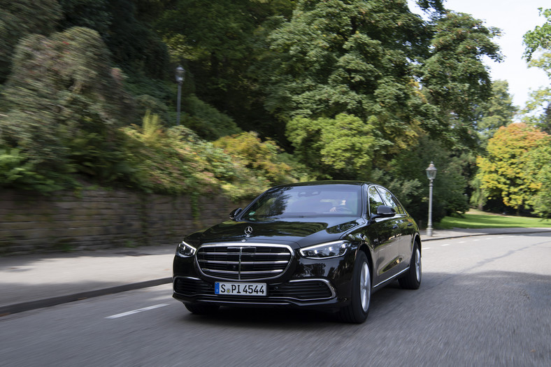 Mercedes S680 GUARD 4MATIC