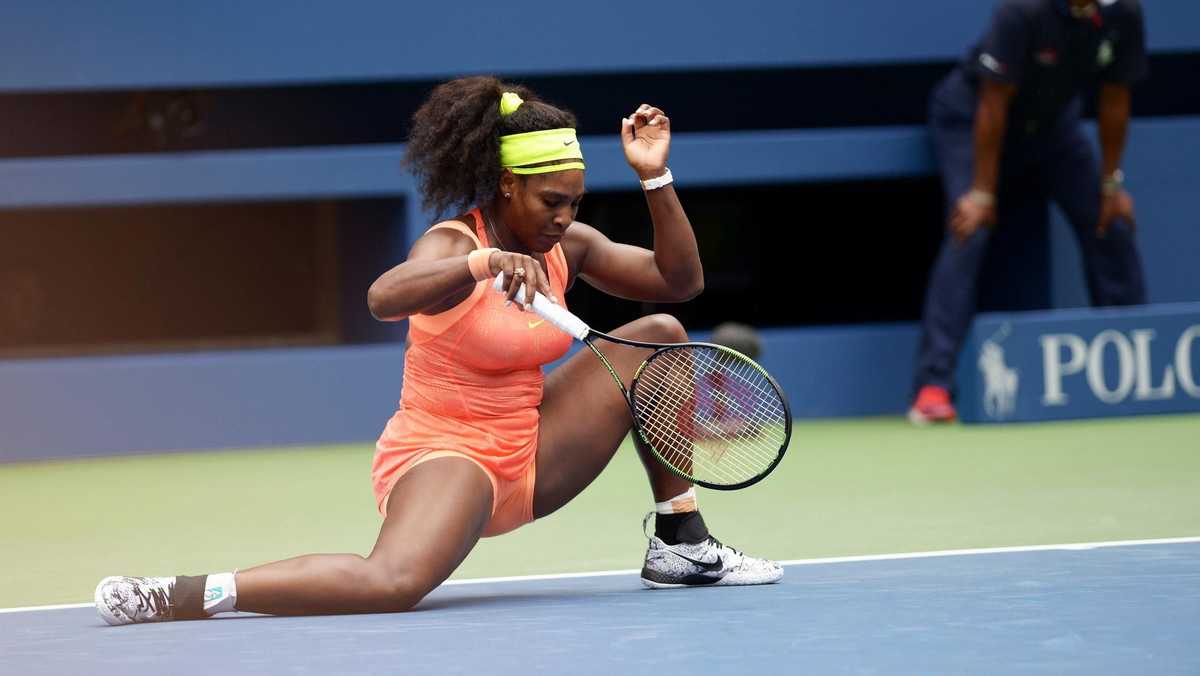 Trener najlepszej tenisistki świata przyznał, że Serena Williams bardzo mocno przeżyła porażkę w półfinale US Open. - Przez tydzień nie odbierała ode mnie telefonów - powiedział Patrick Mouratoglou.