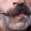 Co oznacza "Movember"? Ważną rolę odgrywają wąsy