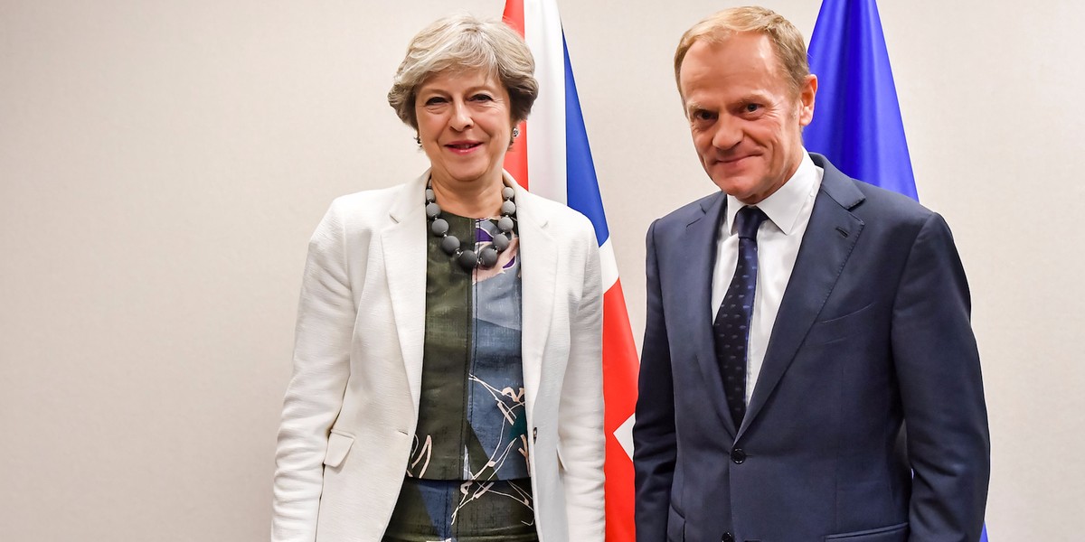 Theresa May to offer Donald Tusk £40bn Brexit divorce bill