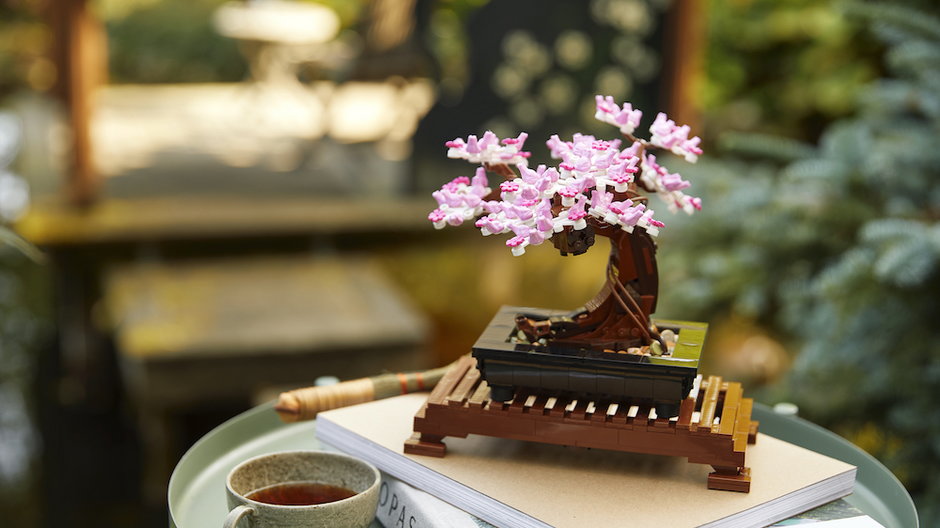 LEGO Botanical Bonsai 