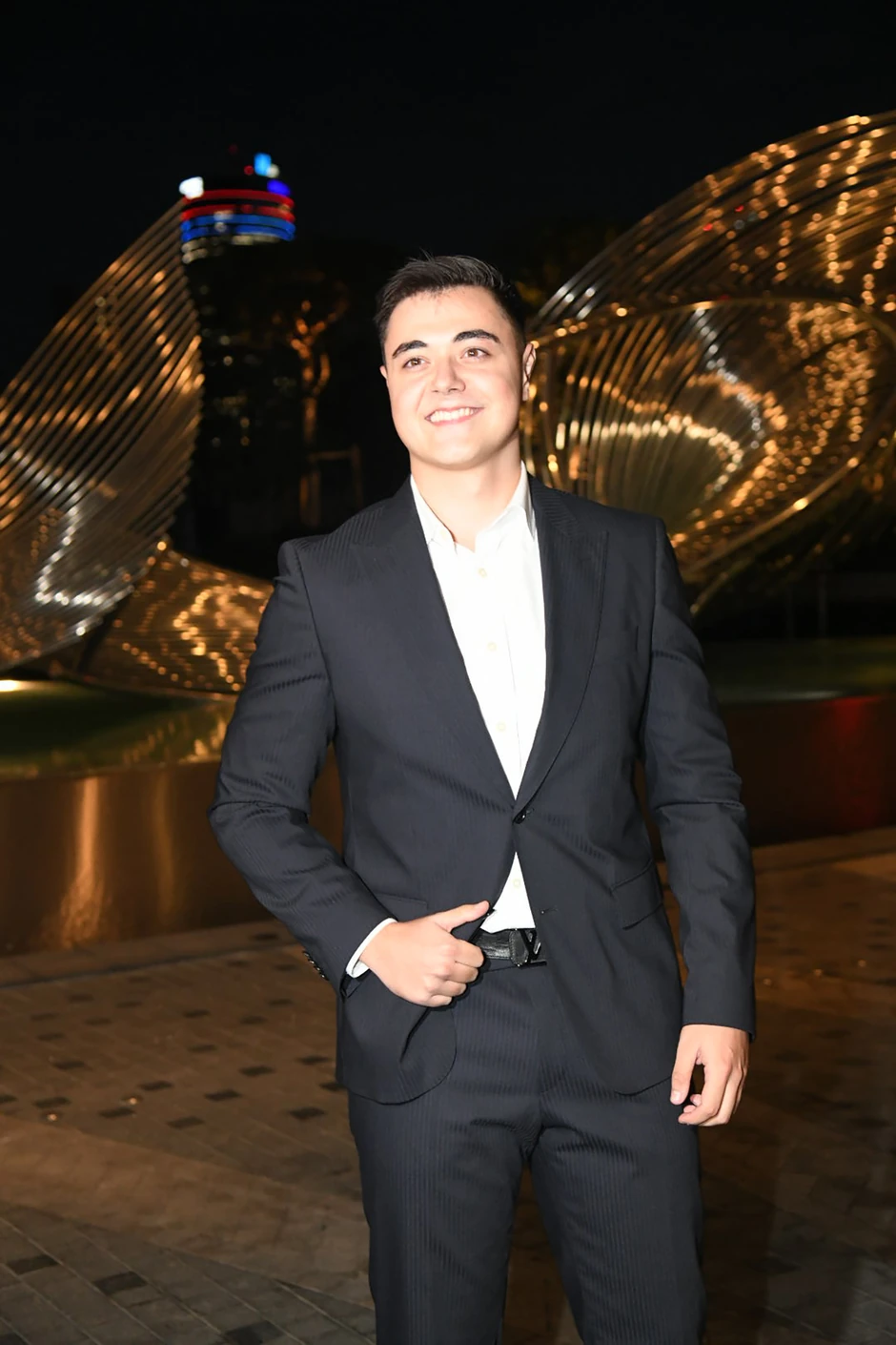 Viki Miljković slavi 18 rođendan sinu