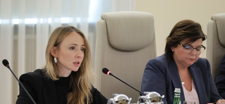 Burza wokół wieku emerytalnego kobiet w Polsce. Dziemianowicz-Bąk rozwiewa wątpliwości