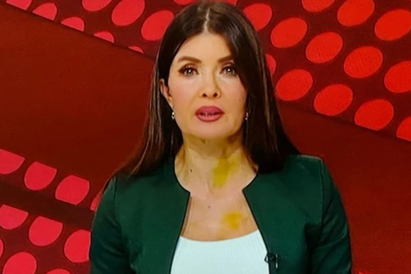 Svi su tada brujali o ŽUTIM MRLJAMA NA VRATU VODITELJKE RTS 