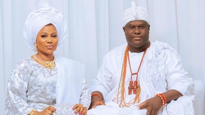 Previously, the Ooni of Ife had ended his marriages with two other wives, Olori Zainab and Olori Naomi.