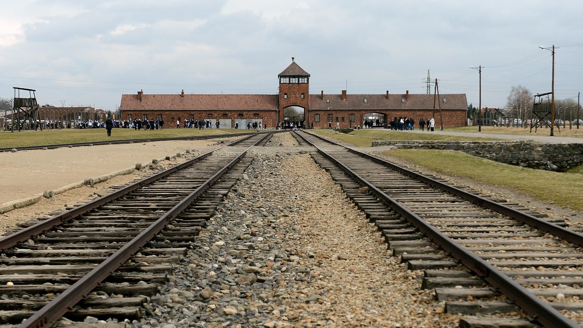 Oświęcim Auschwitz-Birkenau Holokaust obóz koncentracyjny obóz śmierci II wojna światowa historia