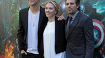 Chris Hemsworth, Scarlett Johansson i Mark Ruffalo na premierze "The Avengers"