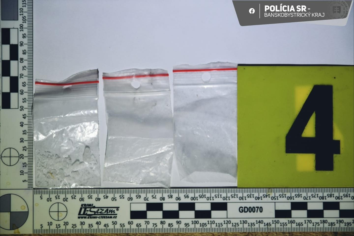 Polícia zadržala troch podozrivých z drogovej trestnej činnosti.