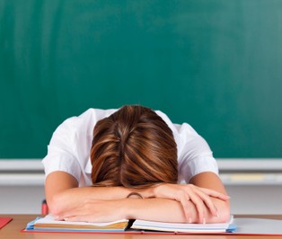 Stres, depresja, środki uspokajające. Polscy nauczyciele są w fatalnej kondycji psychicznej