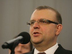 Prezydent podpisał, PiS zaskarży. "Złamanie zasad prywatności"