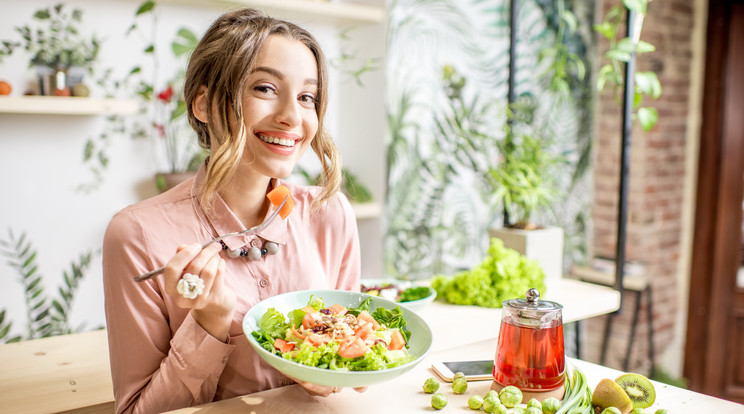 Nem szükséges a kalóriákat számolgatnunk, mindössze a megfelelő arányokat kell be-tartanunk az étkezéseknél. / Fotó: Shutterstock