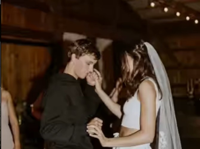Venčanje u majici i patikama