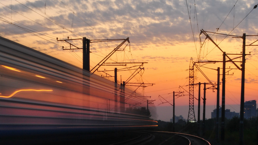 Halálos gázolás miatt késnek a vonatok a ceglédi vonalon 