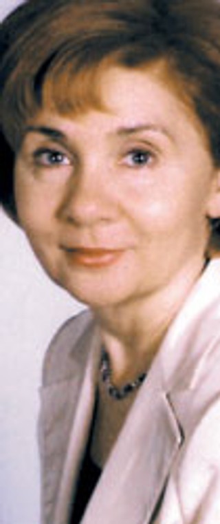 Jakie skutki mają transakcje związane ze zorganizowaną częścią przedsiębiorstwa