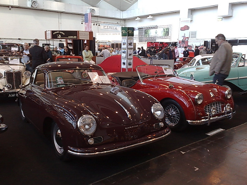 Techno-Classica Essen – oldtimery na salonie