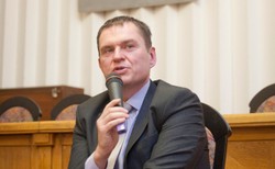 Sąd w Grodnie skazał Andrzeja Poczobuta na 8 lat więzienia. "Polityczny proces"