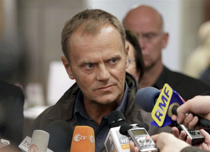 Tusk i Kopacz na miejscu katastrofy