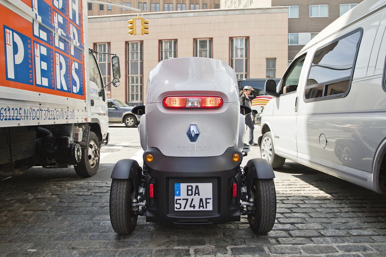 Renault Twizy kosztuje 33 900 zł