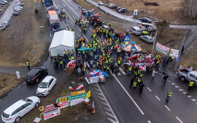 Protest rolników w Dorohusku. Rolnicy zebrali się przed polsko-ukraińskim przejściem granicznym. Fot. Wojtek Jargiło