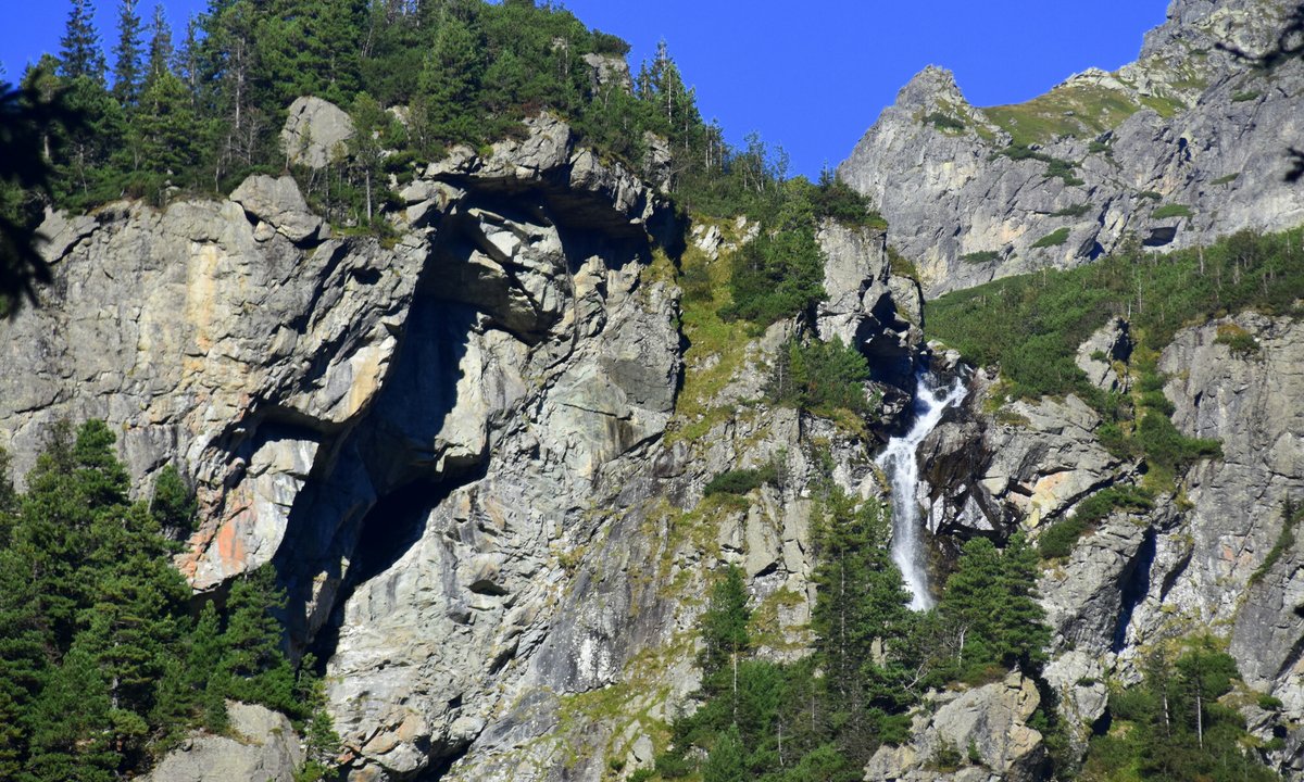 W Tatrach odkryto imponujący wodospad. Ma ponad 100 metrów wysokości