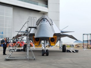 Kosmiczna broń z Chin. Pokazali swojego Białego Cesarza B