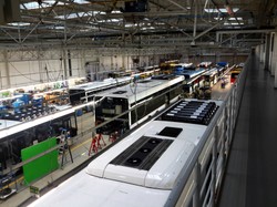 Zobacz, jak powstają polskie perełki na eksport. Fabryka autobusów Solaris w Bolechowie [ZDJĘCIA]